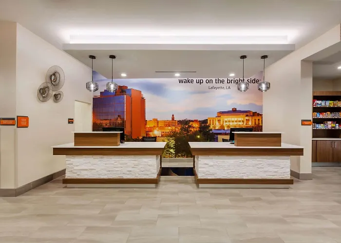 Hotel La Quinta & By Wyndham Oil Center 3*