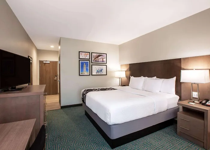 La Quinta & By Wyndham Oil Center 3* Lafayette